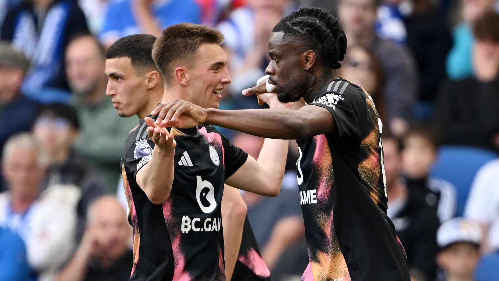 Leicester end goal drought to bag draw as Brighton booed off