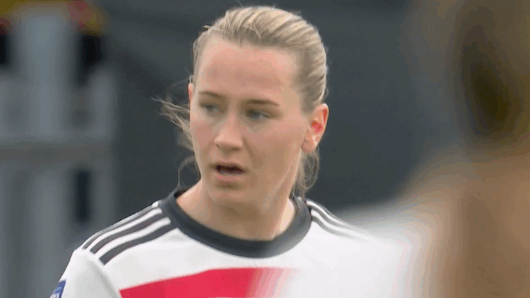 Man Utd frustrated as battling West Ham claim draw