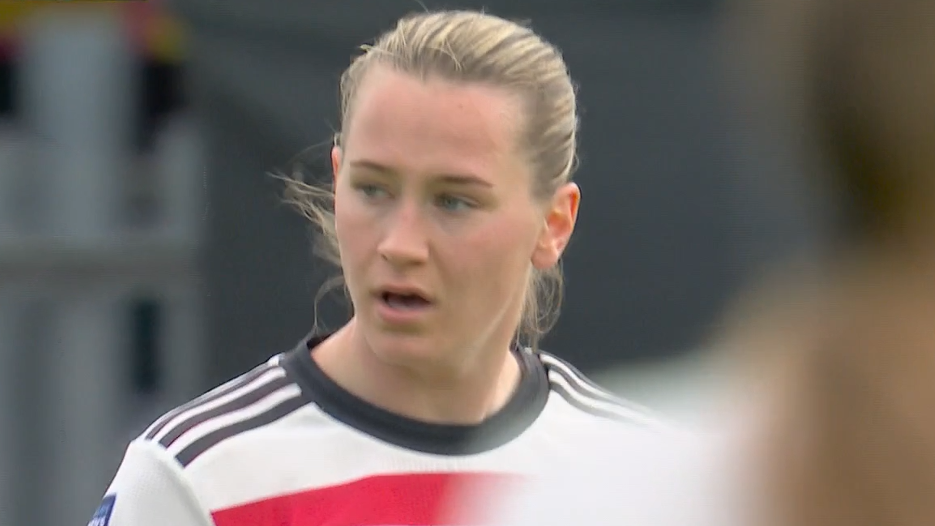 Man Utd frustrated as battling West Ham claim draw