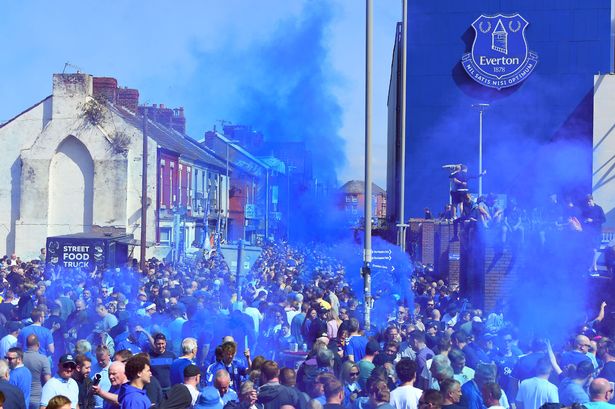 Liverpool pay classy tribute to Everton for Goodison Park finale – ‘Stood with each other’