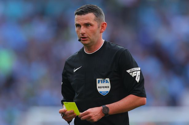 Michael Oliver to make Premier League return after missing last two weeks