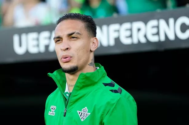 Antony offered fresh Man Utd escape route after cut-price transfer fee emerges