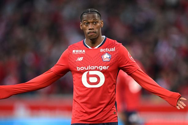 Jonathan David sent warning over Man Utd transfer as Lille exit nears