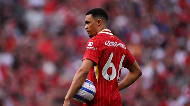Liverpool fans aimed two brutal digs at Trent Alexander-Arnold before Anfield boos