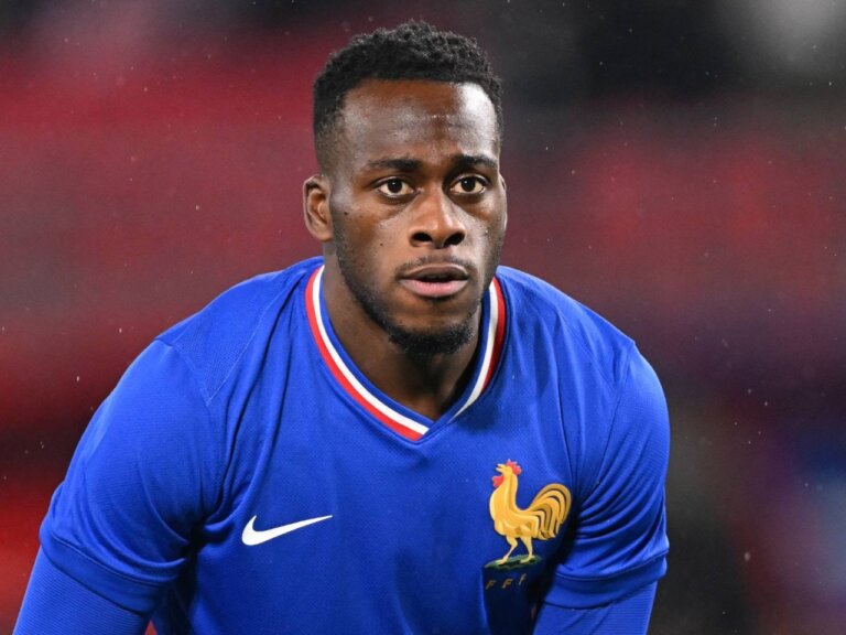 Latest transfer news and rumours: Arnaud Kalimuendo to Newcastle, Josip Juranovic to Fulham, Lucas Chevalier to Aston Villa