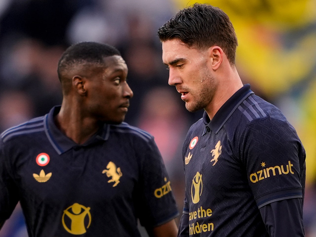 Arsenal, Man United 'pass up' on £25m transfer opportunity after contract revelation