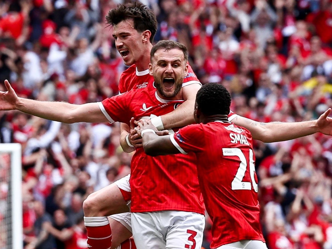 Charlton Athletic 1-0 Leyton Orient: Highlights, man of the match, stats as Macaulay Gillesphey sends Charlton to Championship