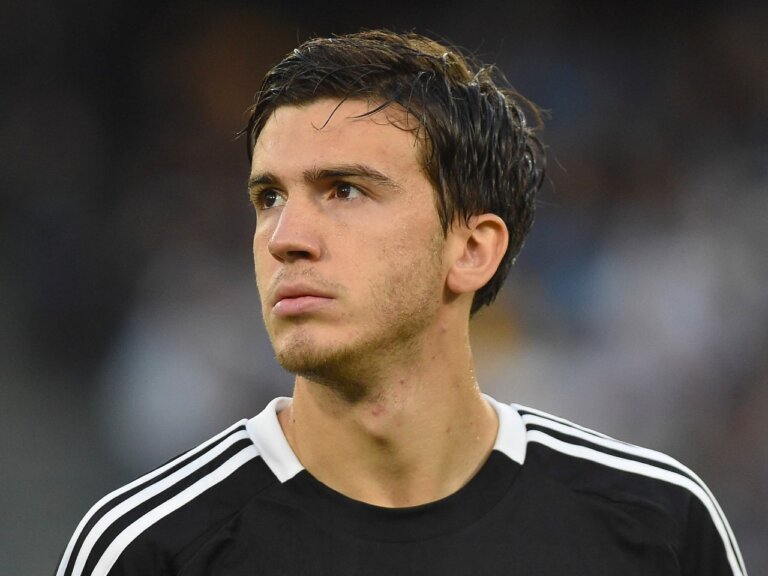 Man City ‘enter talks’ over permanent transfer for 22-year-old who could follow Claudio Echeverri path