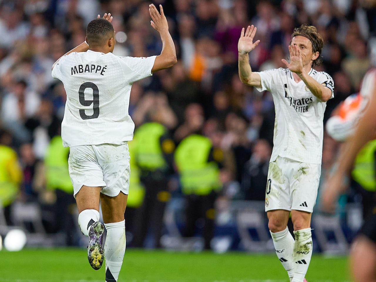 Real Madrid 2-1 Mallorca: Highlights, man of the match, stats as Los Blancos delay Barcelona's La Liga title party