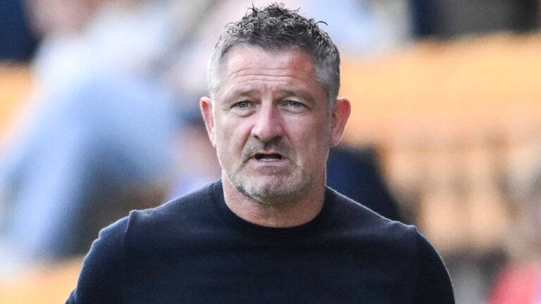 Dundee sack boss Docherty