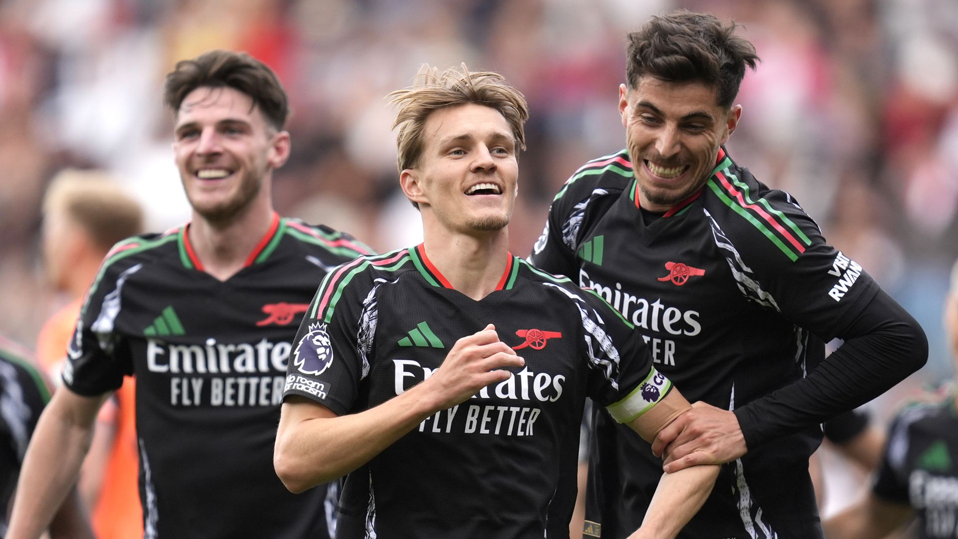 Odegaard winner sees Arsenal edge past Southampton