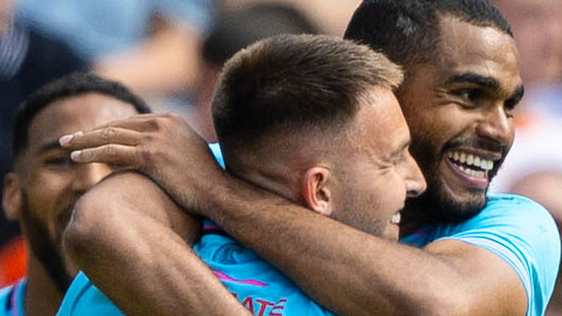 St Mirren keep slim European chances alive with victory at Dundee United