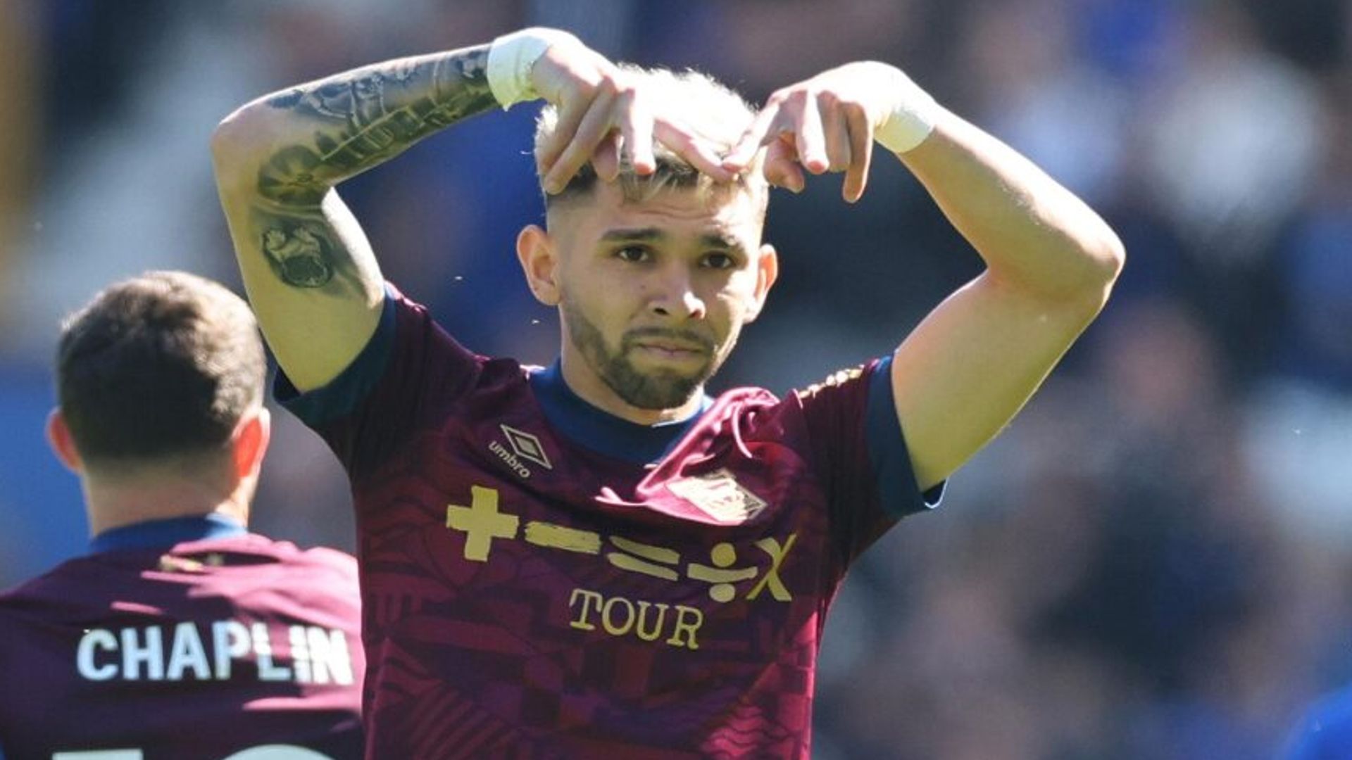 Enciso stunner inspires Ipswich to comeback draw with Everton