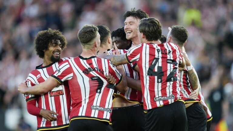 Sheff Utd break play-off record by thumping Bristol City to reach Wembley