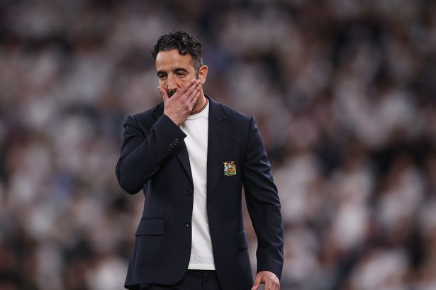 Man Utd striker transfer on brink of collapse after hint on future and strict demands