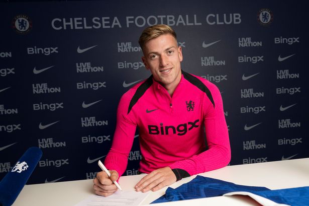 Chelsea near personal terms agreement with fourth summer transfer after £30m Liam Delap deal