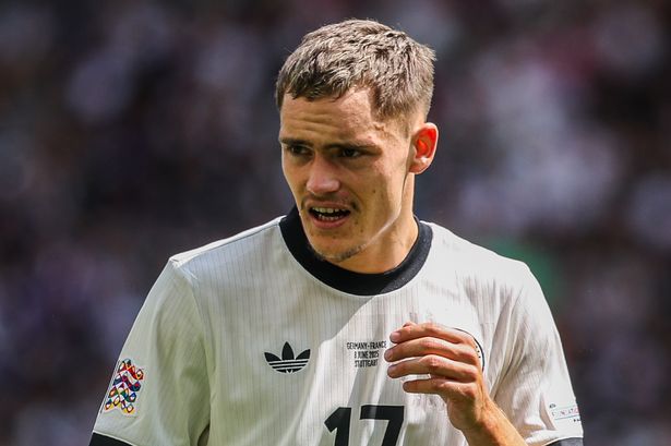 Liverpool star could make Bayer Leverkusen swap hours after Florian Wirtz transfer