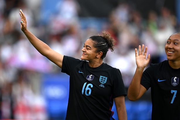 Jess Carter fires England Euros warning despite thumping seven-goal win in farewell game