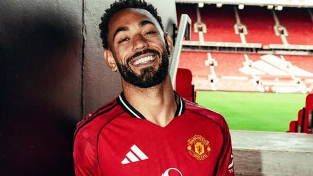 Matheus Cunha's first words as £62.5m new boy completes Man Utd transfer