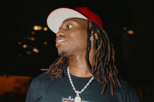 Rafael Leao gets Arsenal fans excited with social media activity amid transfer https://www.mirror.co.uk/sport/football/transfer-news/rafael-leao-arsenal-ac-milan-35448895s