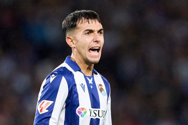 Martin Zubimendi admits debunking Arsenal claim as he issues update on future