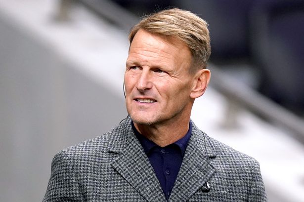 Teddy Sheringham makes brutal early Man Utd vs Arsenal prediction as warning issued