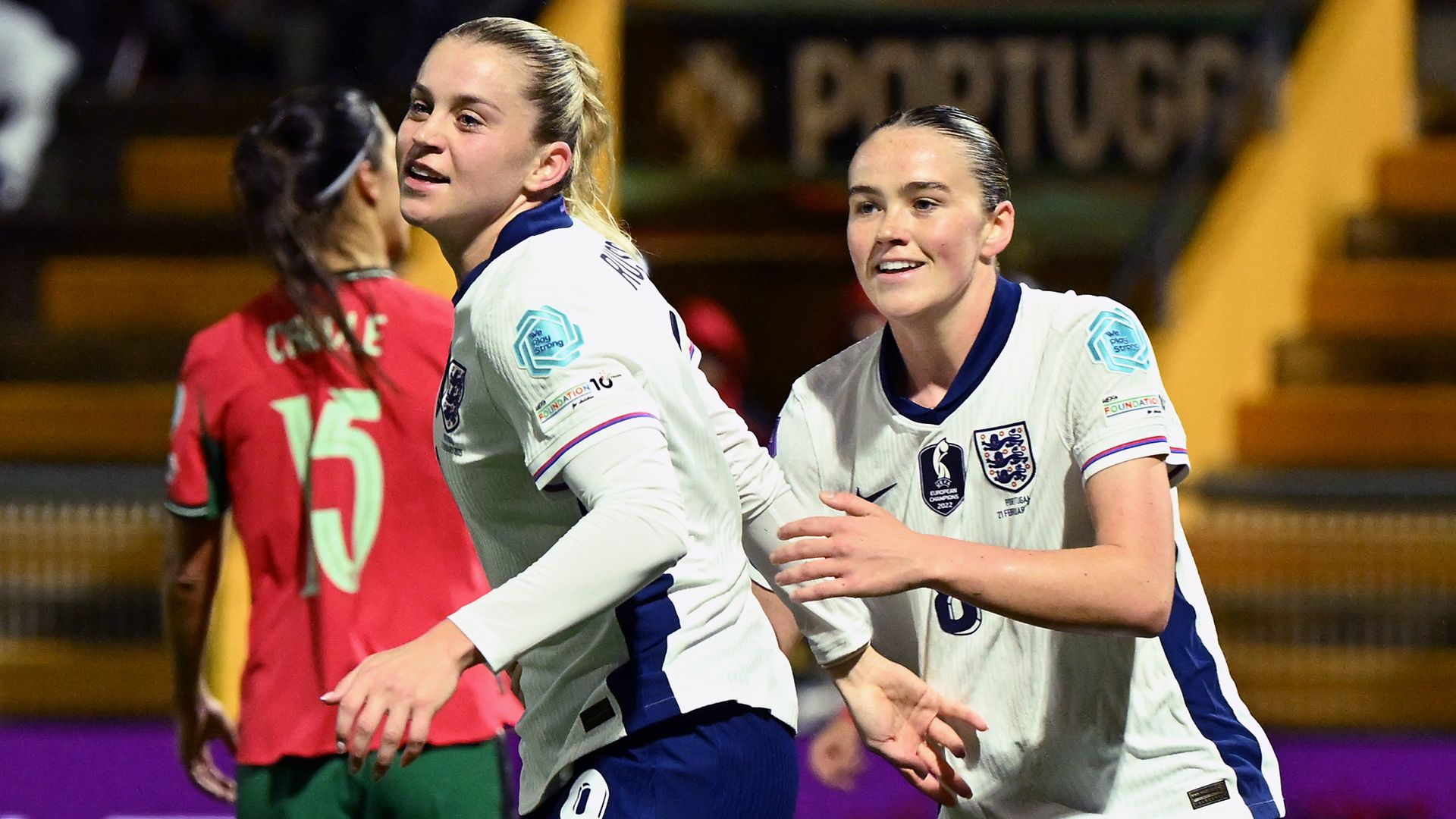 Stanway starts for England Women vs Spain Women LIVE!