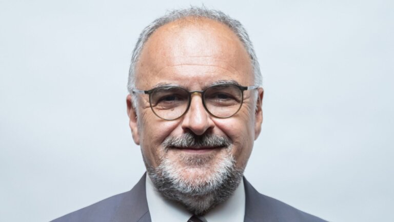 Turkish disciplinary chief resigns after leaked messages about Mourinho