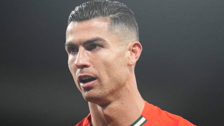 Ronaldo makes U-turn on future