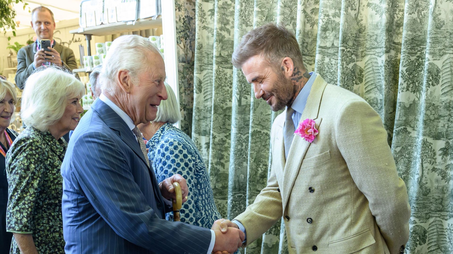 Arise Sir Becks! Beckham to be knighted in honours list