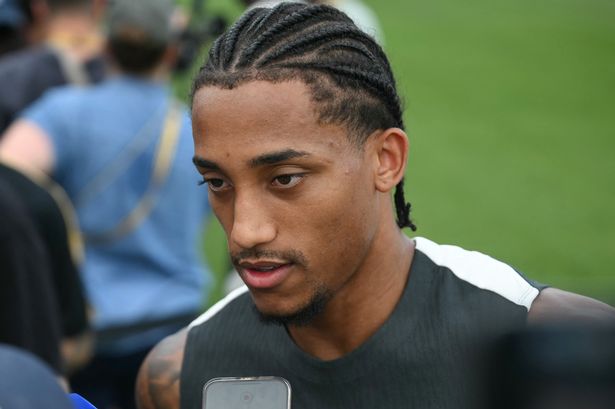 Joao Pedro details Enzo Maresca’s message on his role at Chelsea after £50m transfer