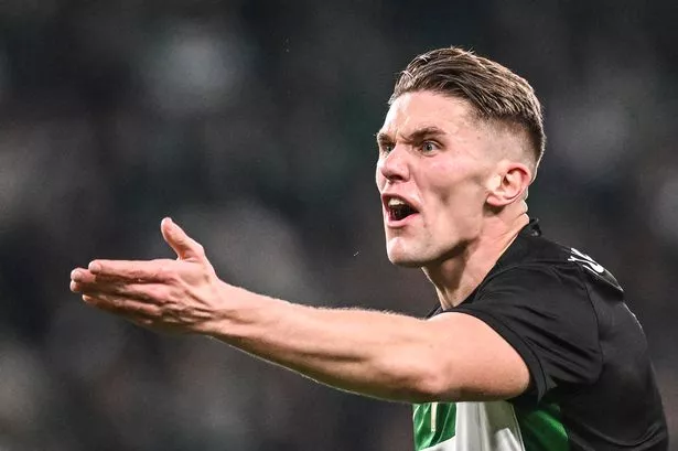 Viktor Gyokeres to Arsenal: Legal letter issued as transfer saga grows bitter after Man Utd bid