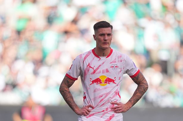 Man Utd discover Benjamin Sesko asking price after opening talks with RB Leipzig