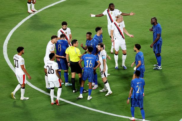 Man City stunned as referee forced to ignore VAR rule due to furious player reaction