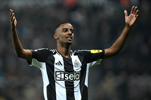 Liverpool learn Alexander Isak’s huge wage demands as Newcastle star rejects big offer
