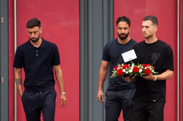 Man Utd trio including boss Ruben Amorim lay poignant Diogo Jota tribute at Anfield