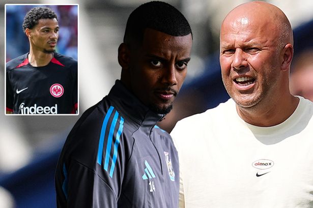 Liverpool looking to Newcastle for No.9 transfer as new Alexander Isak theory emerges