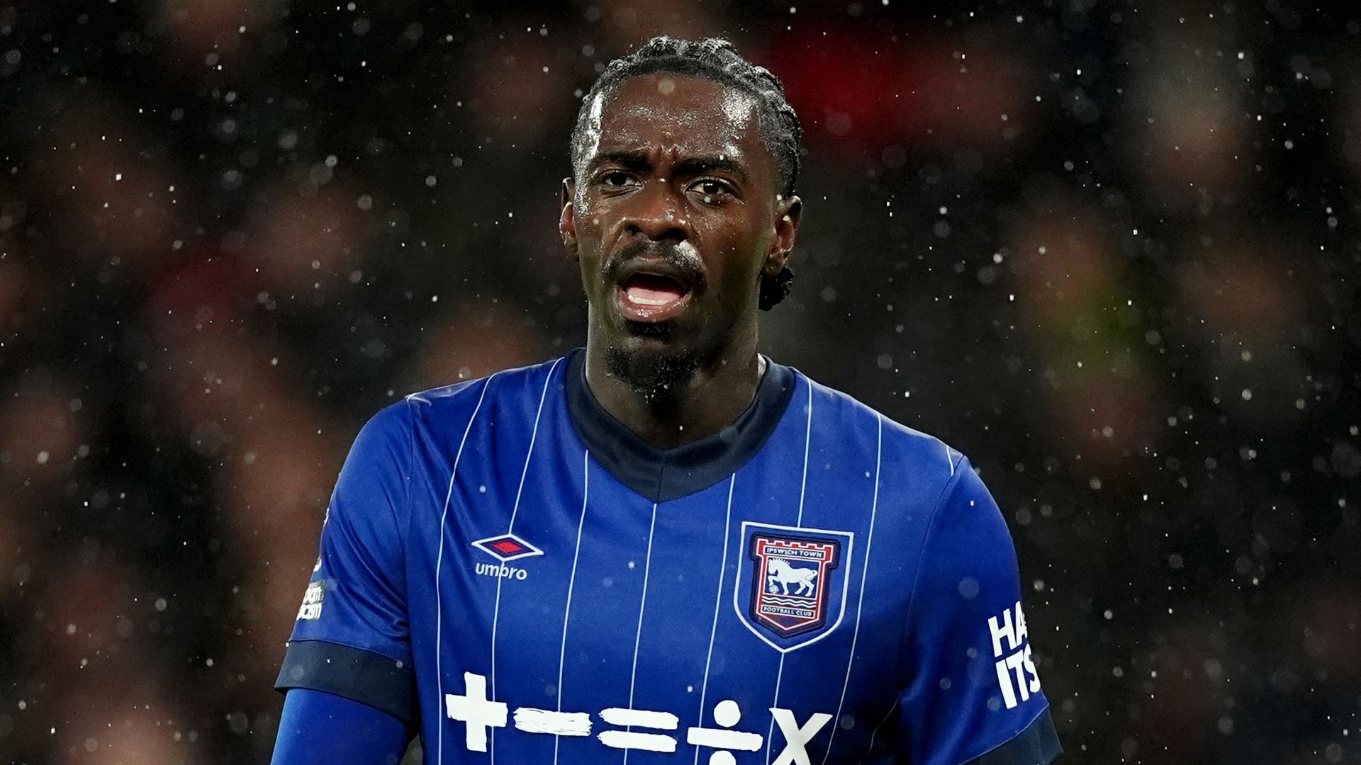 Tuanzebe sues Man Utd for 'clinical negligence'