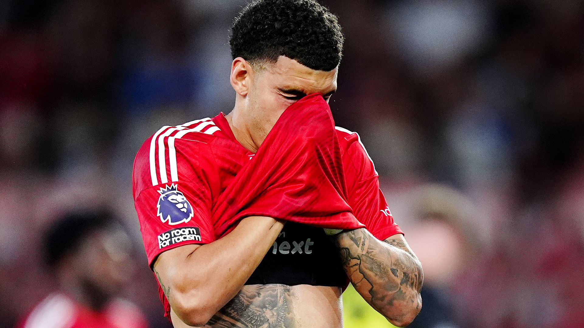 Forest consider Gibbs-White's Spurs move off for now and consult lawyers over move