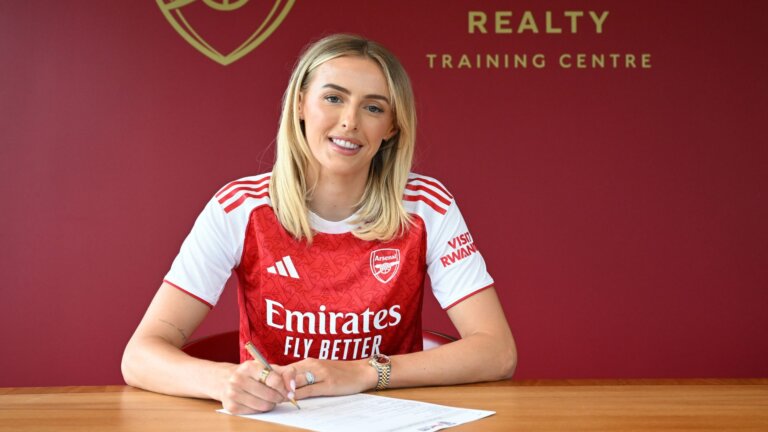 Arsenal sign Kelly on permanent deal after Man City exit