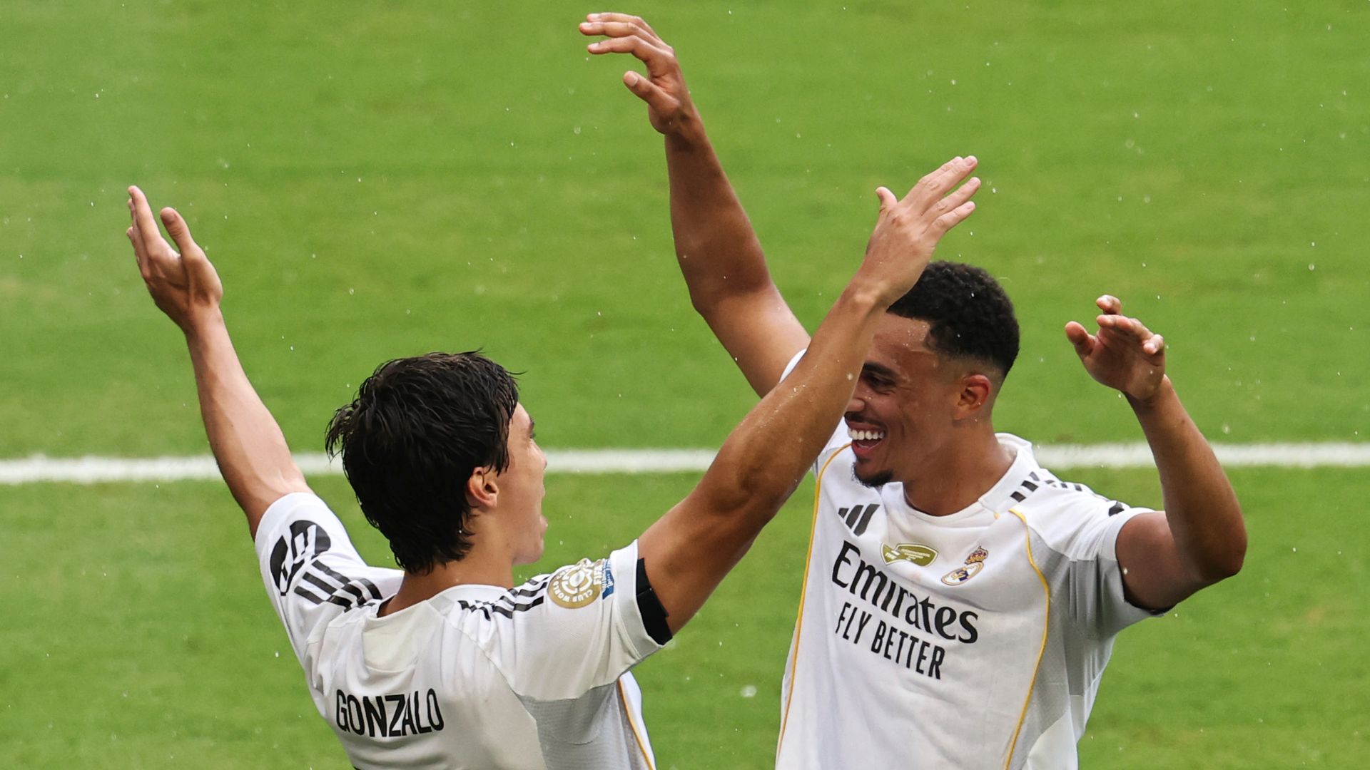 Alexander-Arnold creates winner as Real beat Juve to make CWC QFs