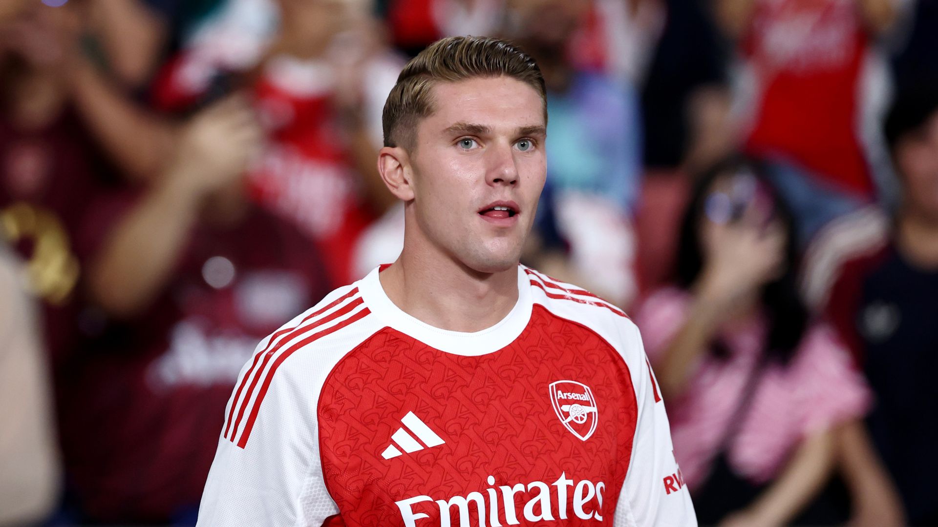 Will Gyokeres make Arsenal debut vs Spurs in Hong Kong? LIVE!