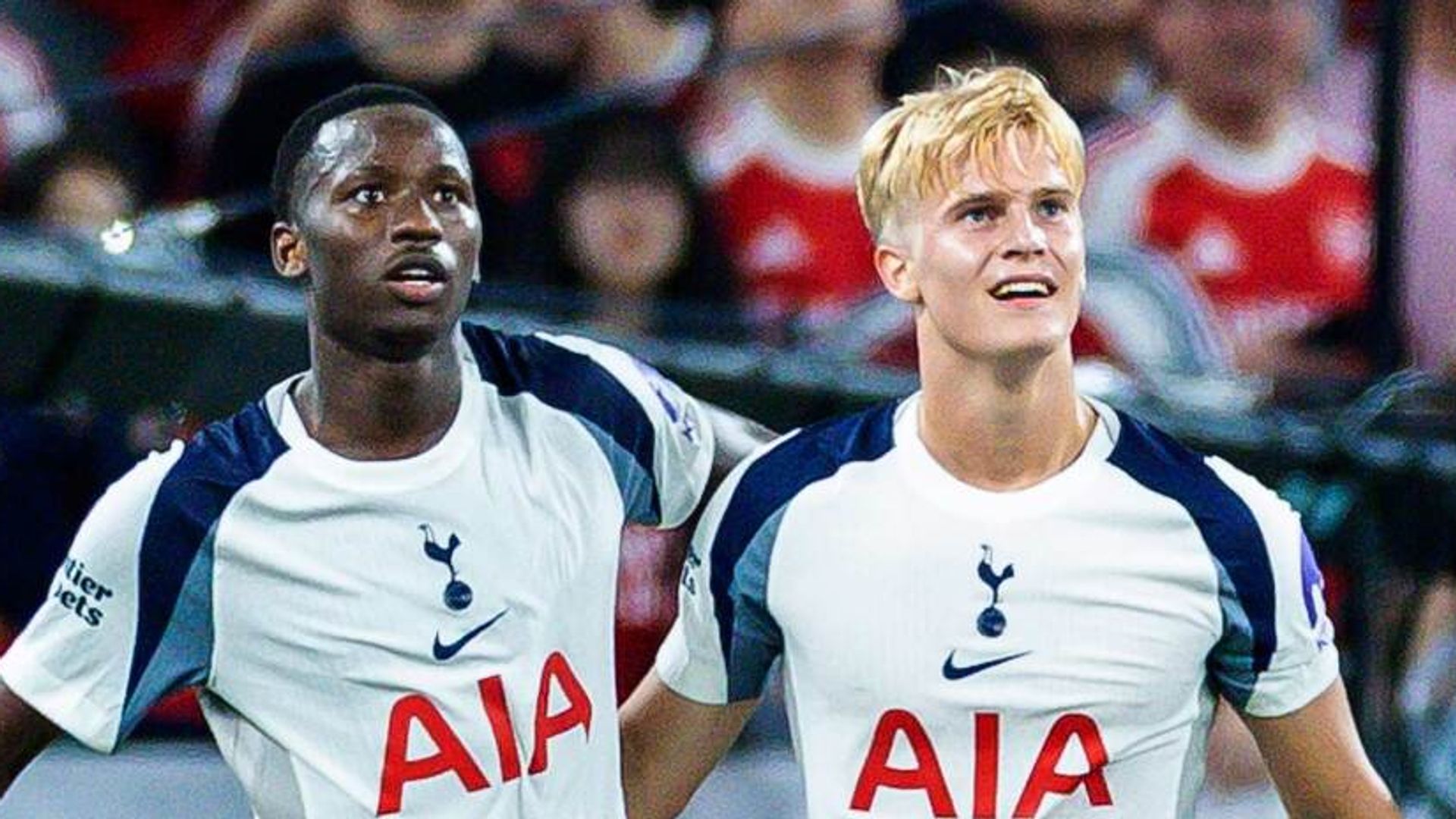 Sarr's screamer gives Spurs win over Arsenal as Gyokeres makes debut