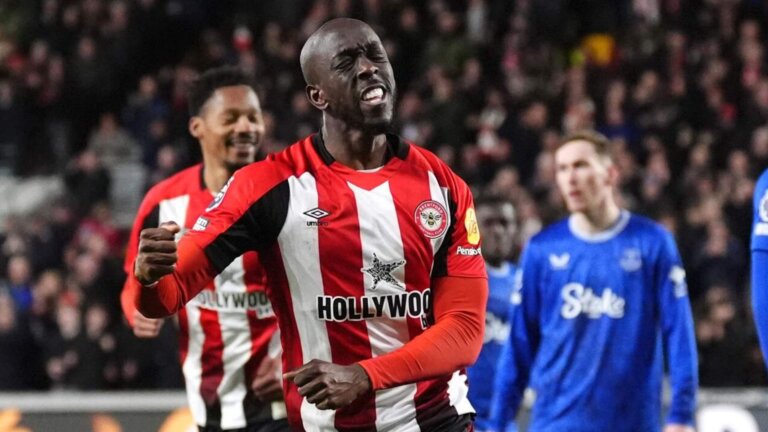 ‘Furious’ Wissa still hopeful of Newcastle transfer