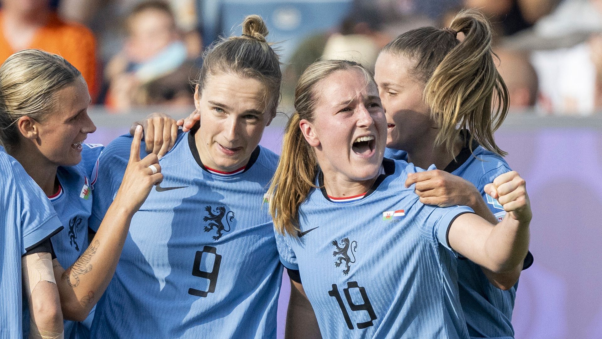 Miedema nets landmark goal as Wales lose Euro 2025 opener