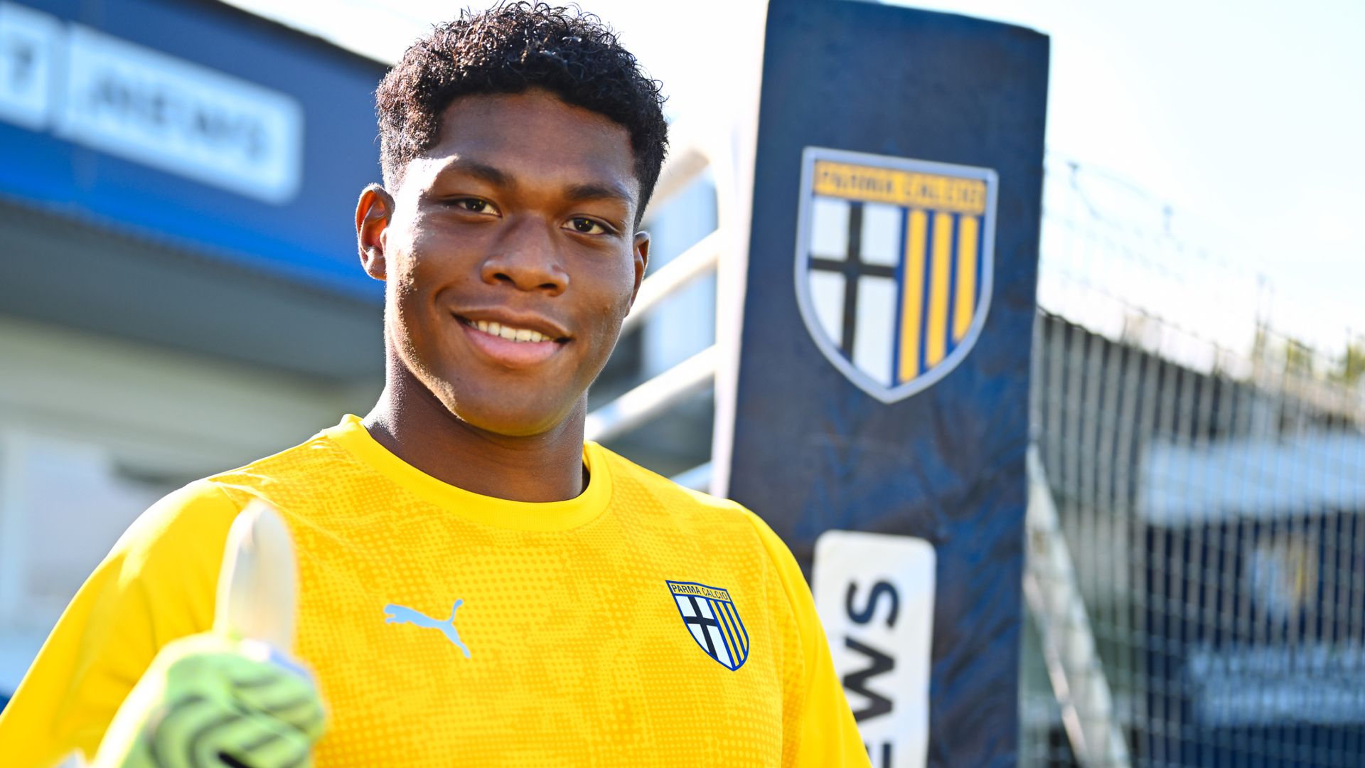 Why Suzuki is in demand: Parma goalkeeper https://www.skysports.com/football/news/11685/13398530/zion-suzuki-transfer-parmas-japanese-goalkeeper-of-the-future-is-ready-for-the-premier-league-but-when-will-he-moveed with Man Utd and West Ham