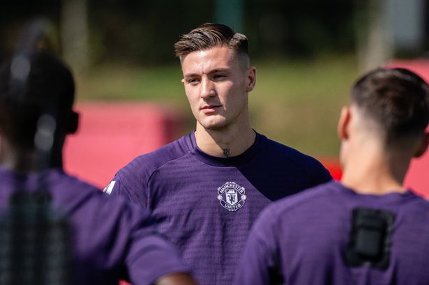 Benjamin Sesko’s behaviour speaks volumes of new Man Utd man – ‘I have to calm him down’