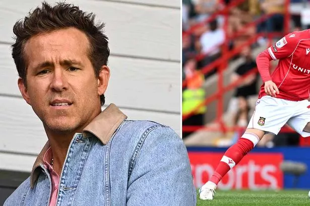 Ryan Reynolds explains awkward moment with Wrexham’s record signing – ‘Got my leg in my mouth’