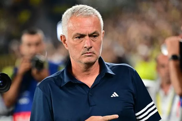 Jose Mourinho puts Premier League clubs on red alert after being sacked by Fenerbahce