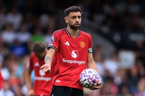 Fulham star rubs salt into Bruno Fernandes wounds after Man Utd penalty humiliation